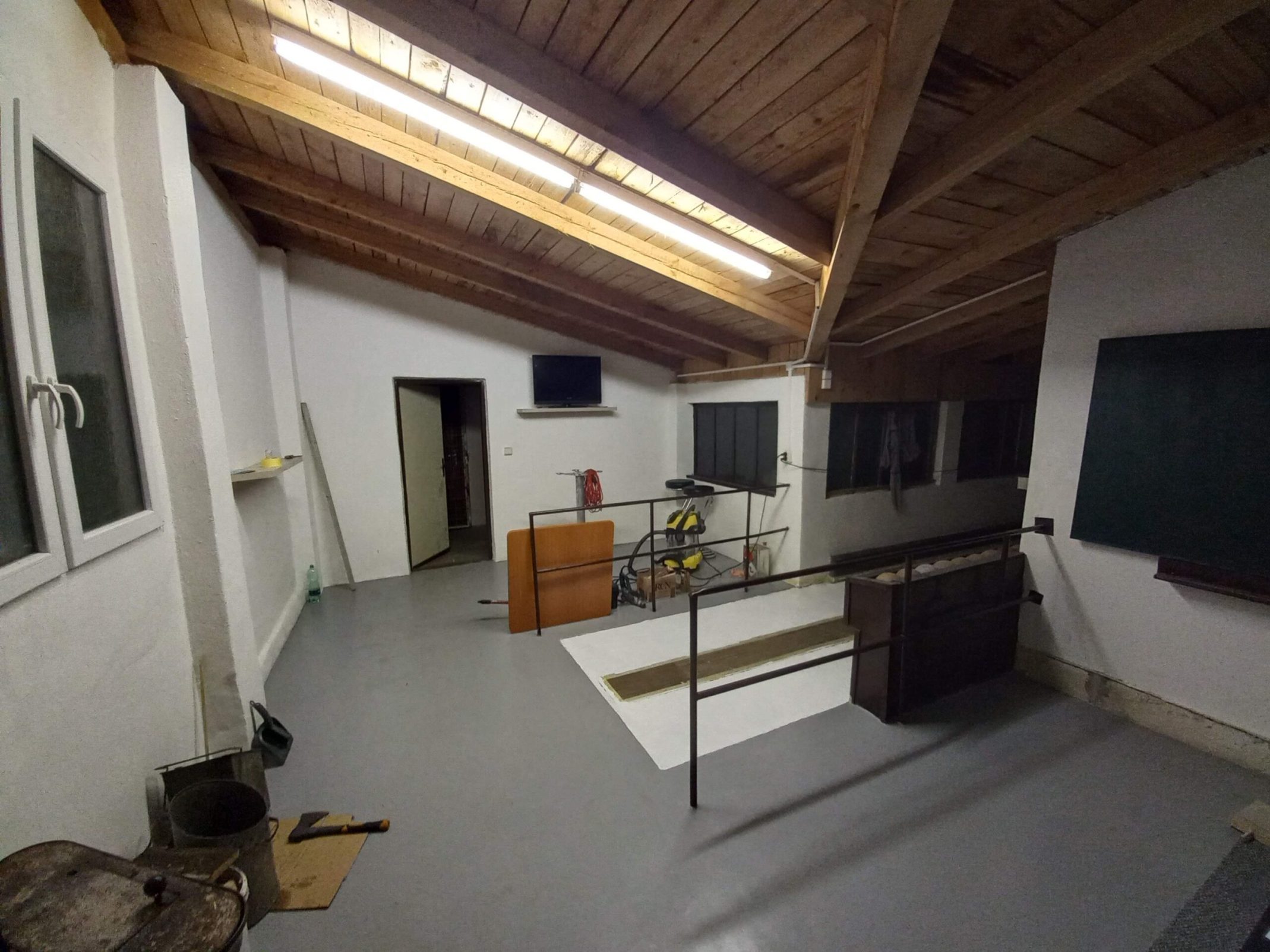 20221115_172529-scaled